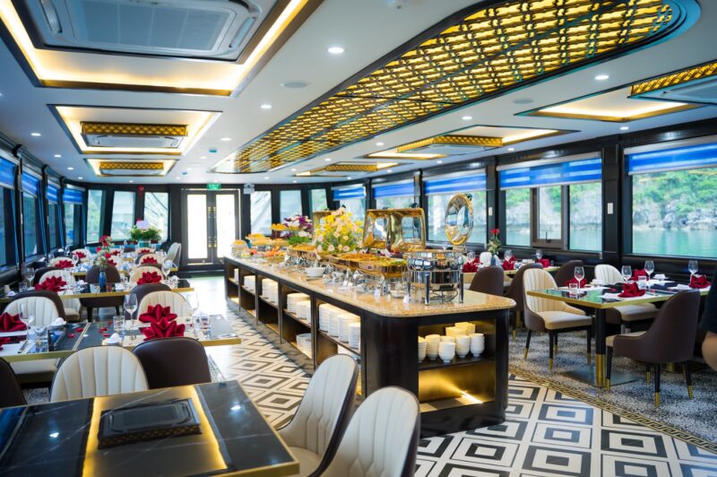 Du thuyền Vera Cruises Hạ Long