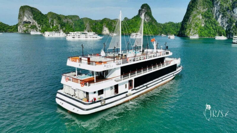 Du Thuyền Iris Cruise Hạ Long